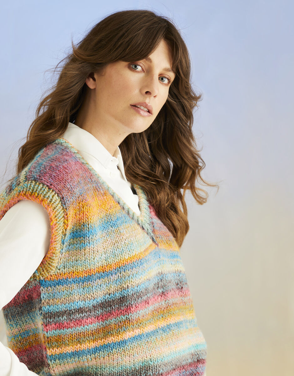 Ocean Treasure Tank Knitting Pattern - Sirdar