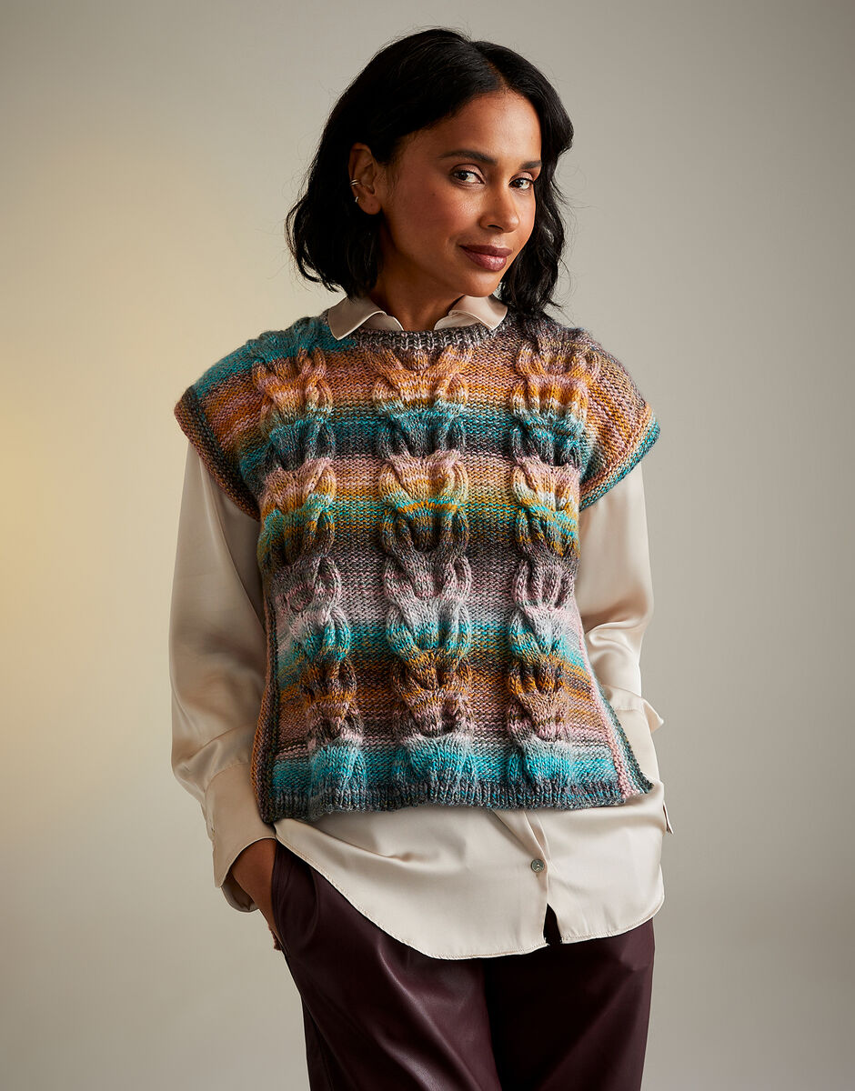 Staghorn Fern Tabard Knitting Pattern - Sirdar
