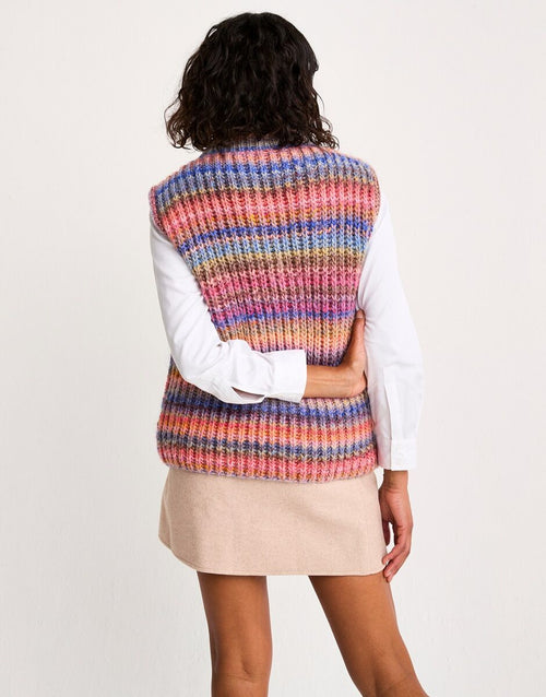 Beneath the Surface Vest Knitting Pattern - Sirdar