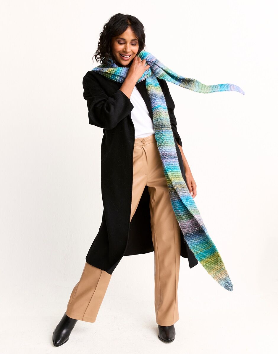 Strata Tie Scarf Knitting Pattern - Sirdar