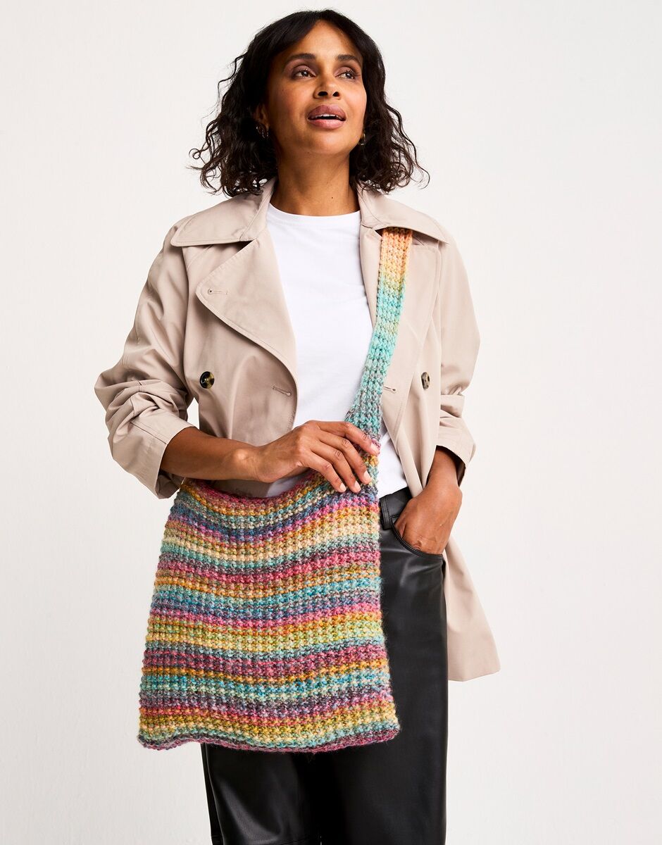 Rippled Mineral Bag Knitting Pattern - Sirdar
