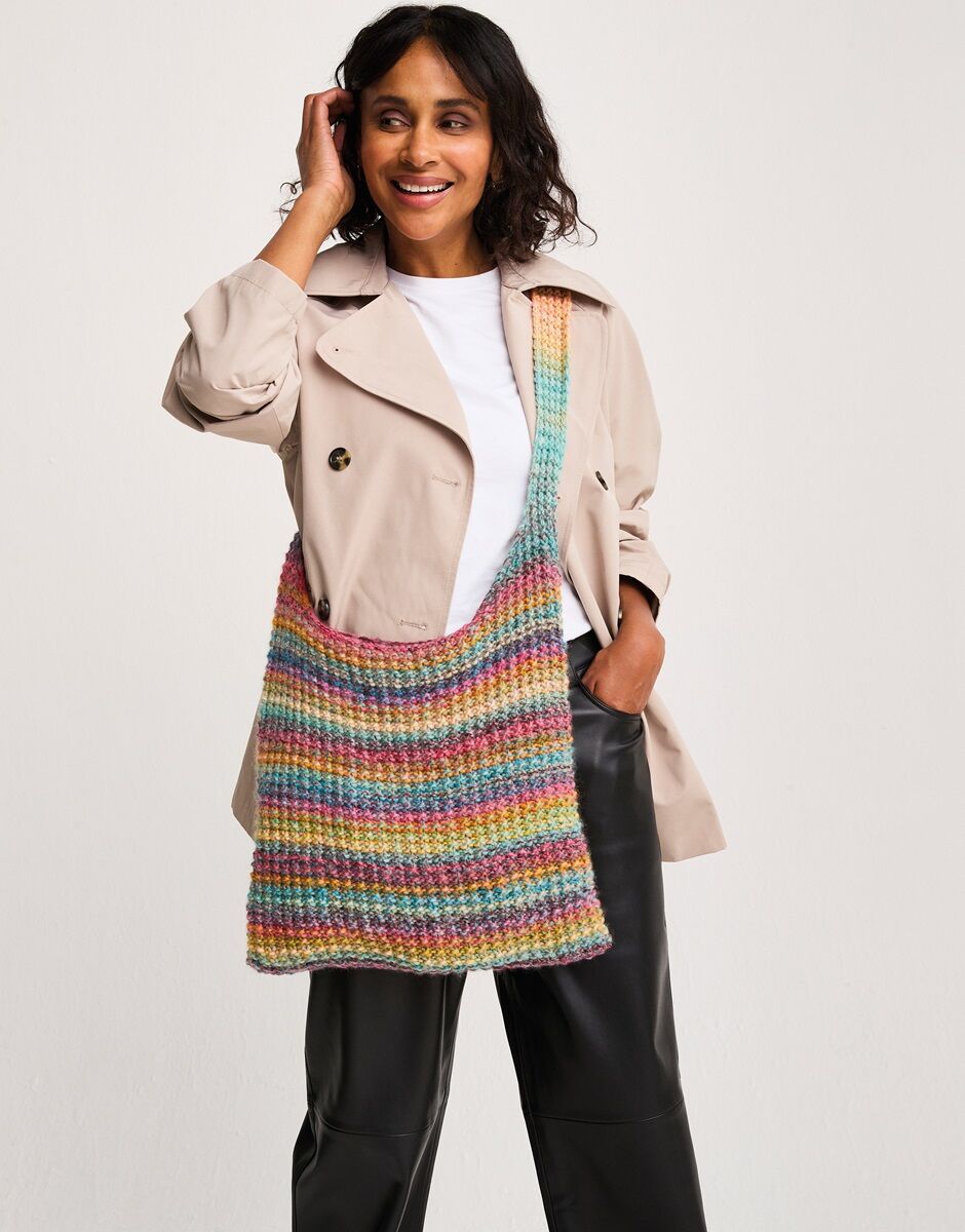 Rippled Mineral Bag Knitting Pattern - Sirdar