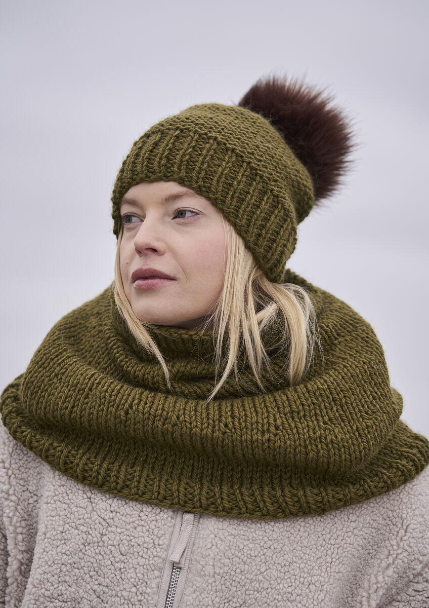 Salle Snood & Highoak Knitting Pattern - Rowan