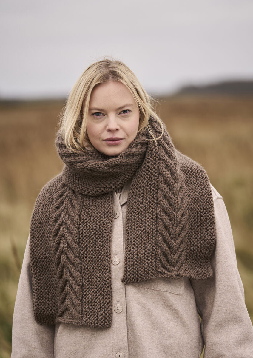 Isle Scarf & Highoak Knitting Pattern - Rowan